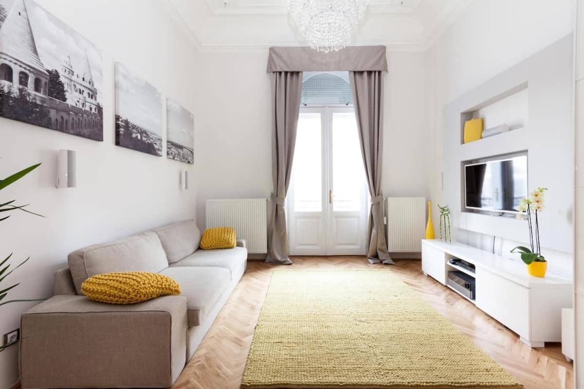 Bpr Sophisticated Astoria Suite With Balcony Βουδαπέστη Εξωτερικό φωτογραφία