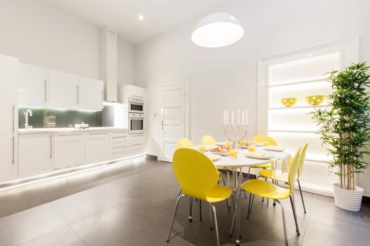 Bpr Sophisticated Astoria Suite With Balcony Βουδαπέστη Εξωτερικό φωτογραφία